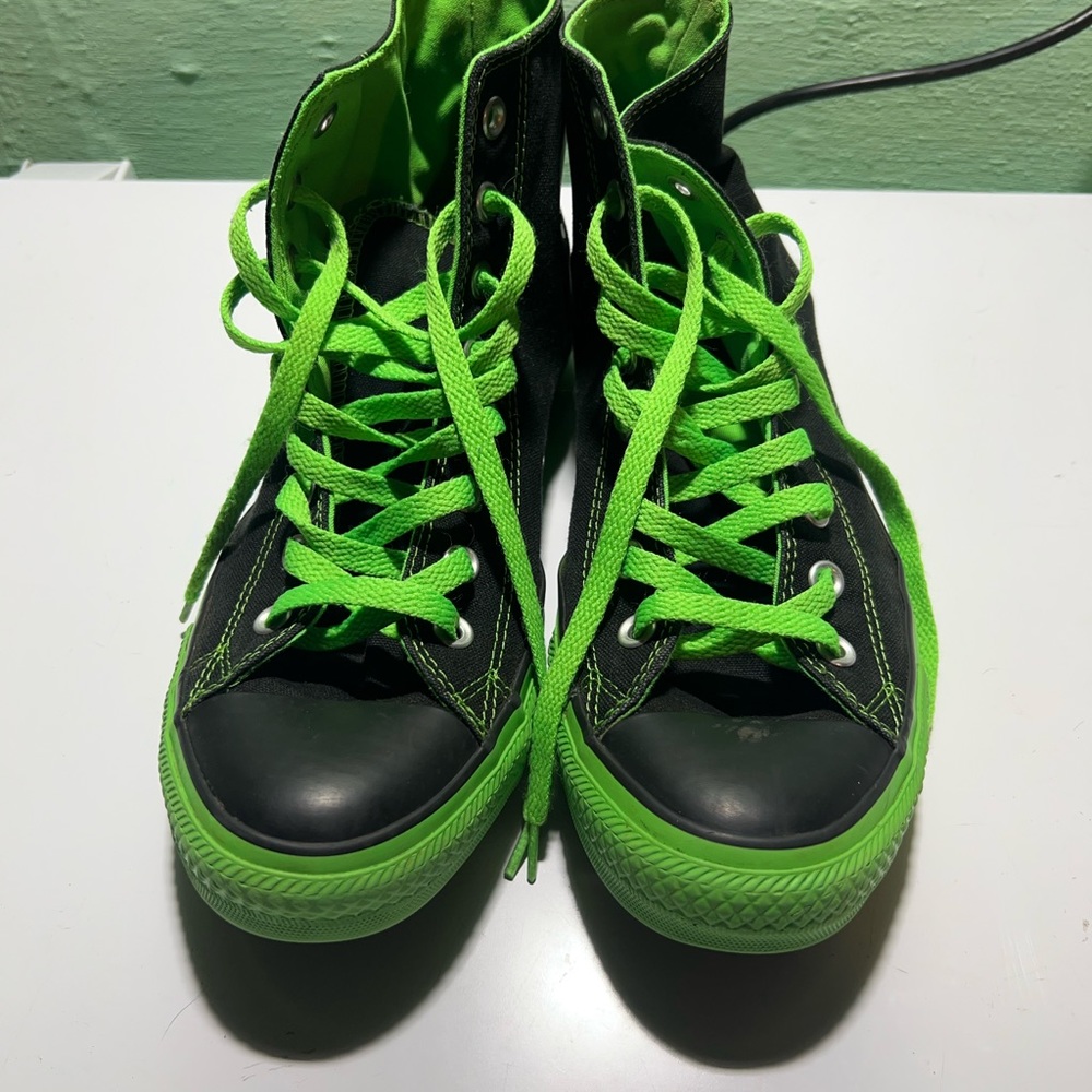 Converse Chuck Taylor Hi-Tops Black And Green
